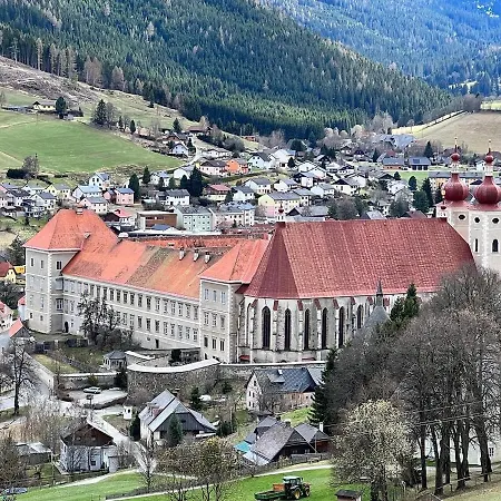 Otel Lambrecht *