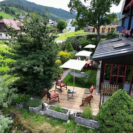Lambrecht Hotel *