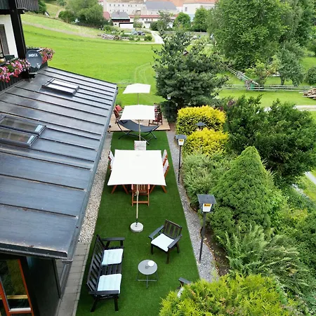 Hotel Lambrecht *