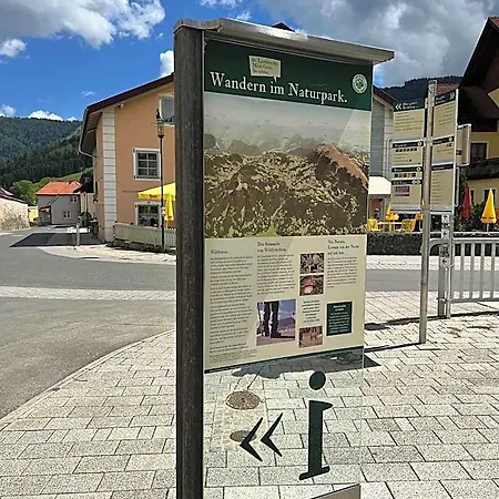 Lambrecht Szálloda